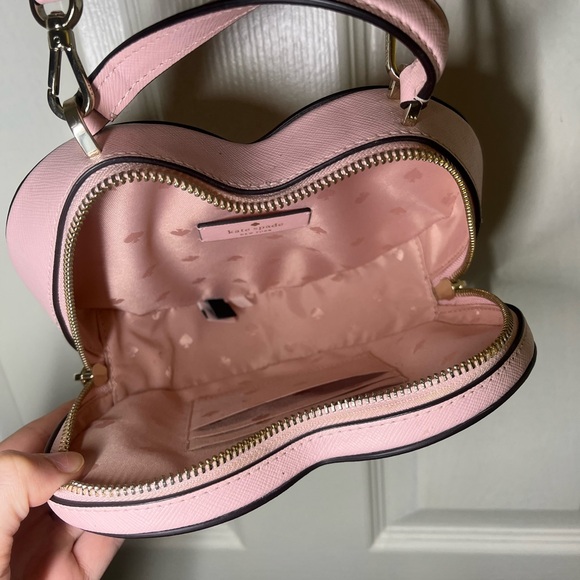 Kate Spade pink heart purse - Picture 5 of 5